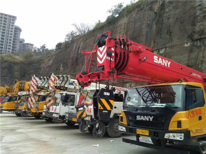 方正县吊车出租按什么计费？台班费、单次费、里程费怎么算？