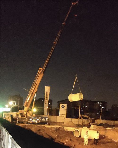 方正县“弯臂矫正”—— 吊车的 “形变补偿” 技术