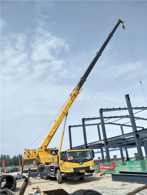 方正县超高层建筑钢结构吊装案例